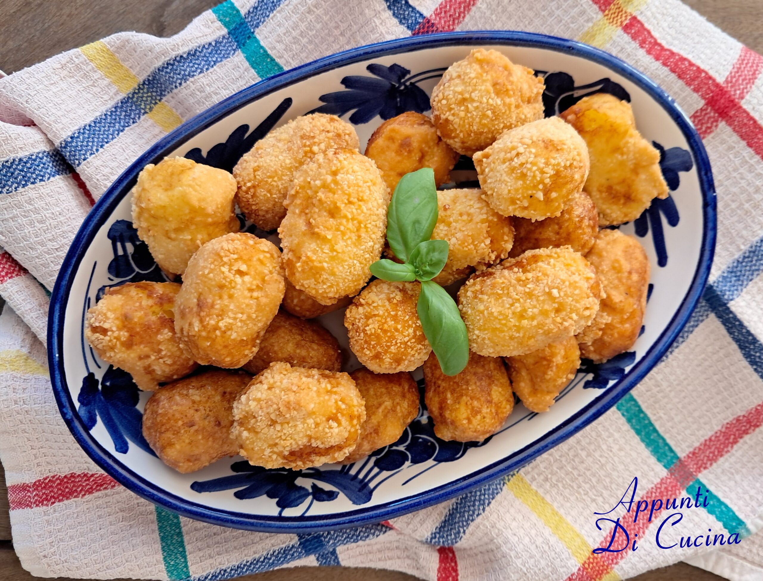 Crocchette di patate e mandorle