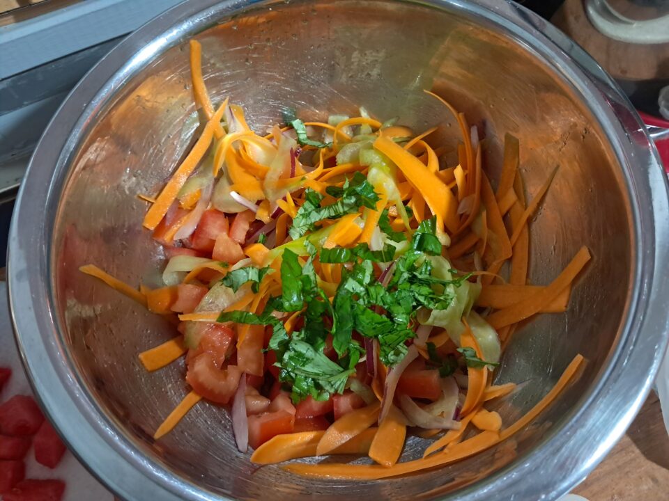 Panzanella di frutta e verdura