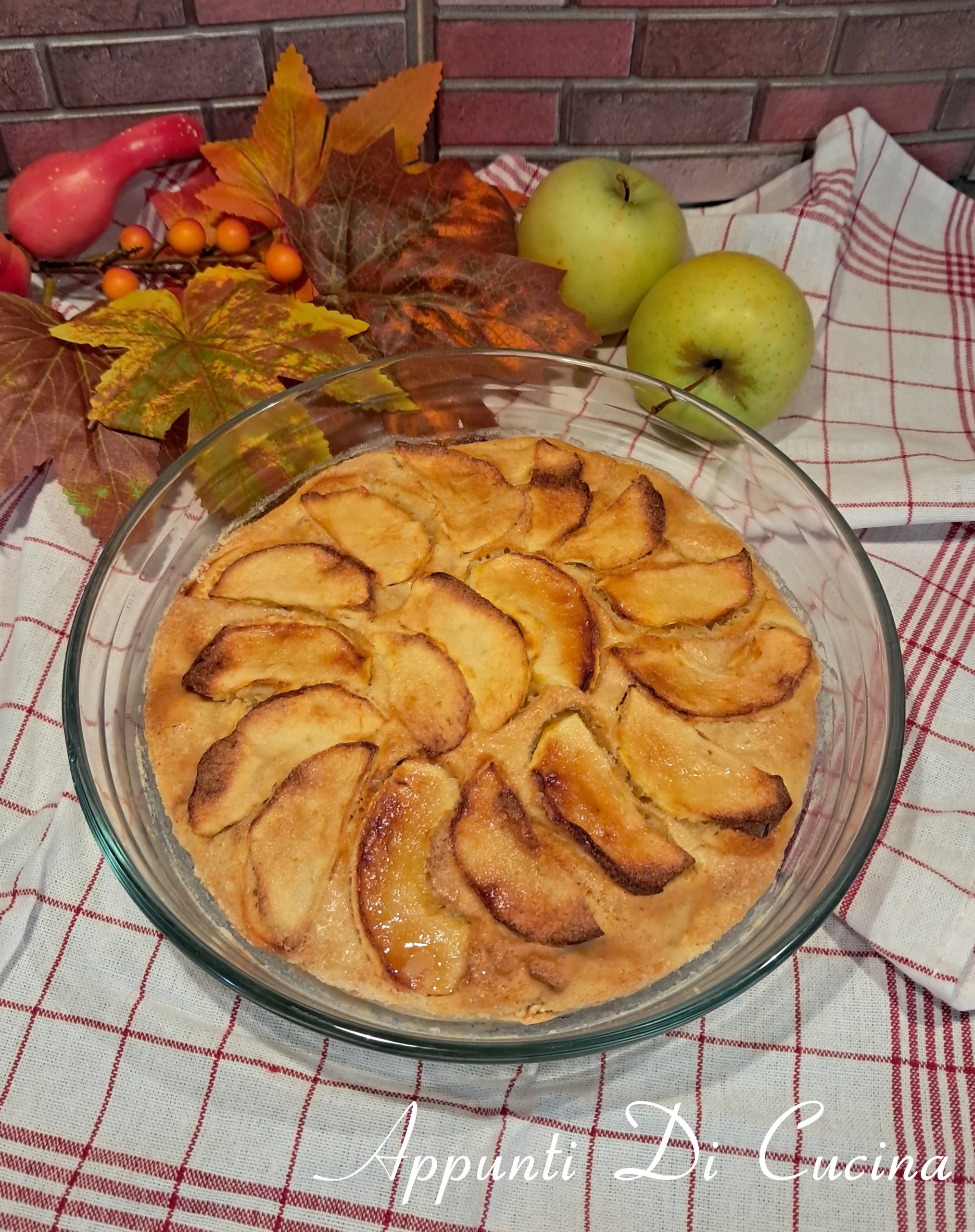 Torta di mele e zenzero in friggitrice ad aria