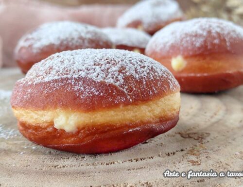 Bomboloni alla Crema Pasticcera: Una Delizia da Non Perdere