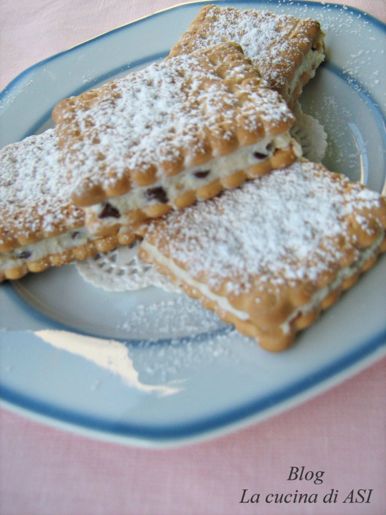 biscotti secchi farciti