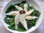 insalata spinaci pere pinoli uvetta La cucina di ASI