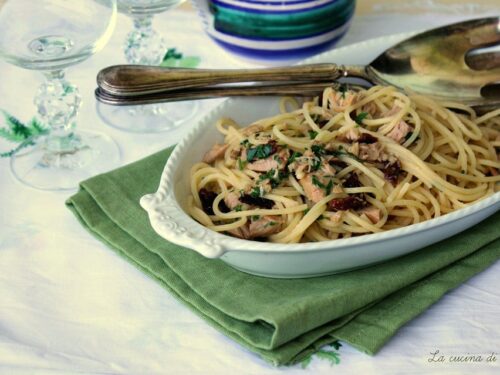 Spaghetti aglio olio e tonno