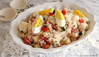 Insalata di riso semplice e gustosa Insalata di riso semplice e gustosa