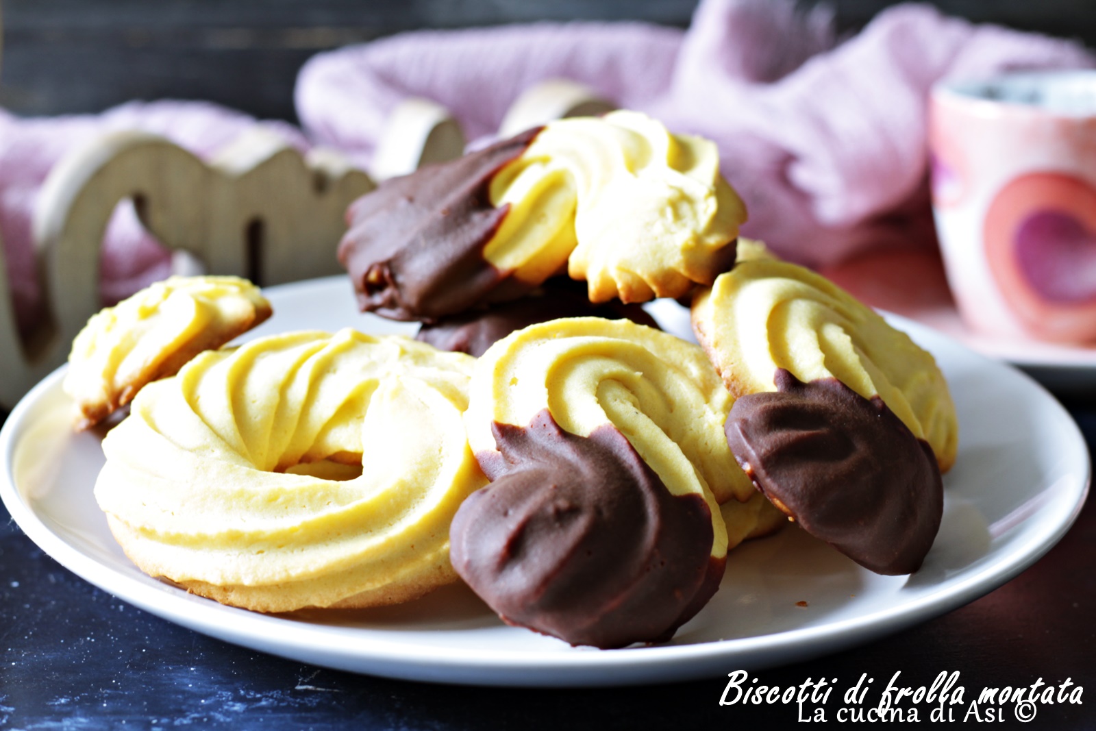 Biscotti di frolla montata (senza lattosio) è un ricetta creata