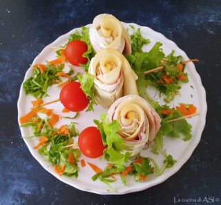 rosa di piadina farcita antipasto