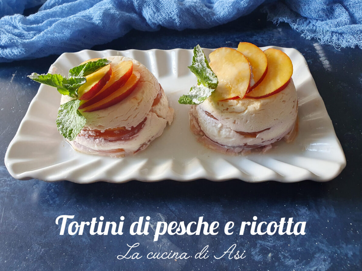 tortini di ricotta e pesche