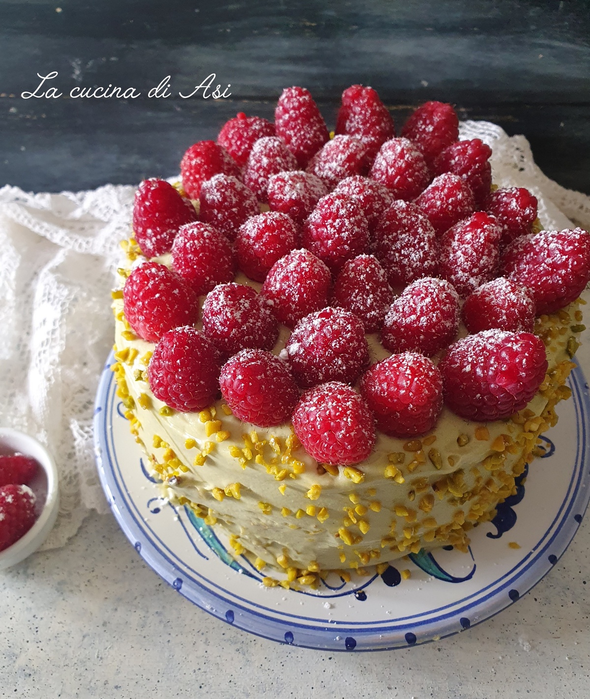 torta con pistacchi lamponi