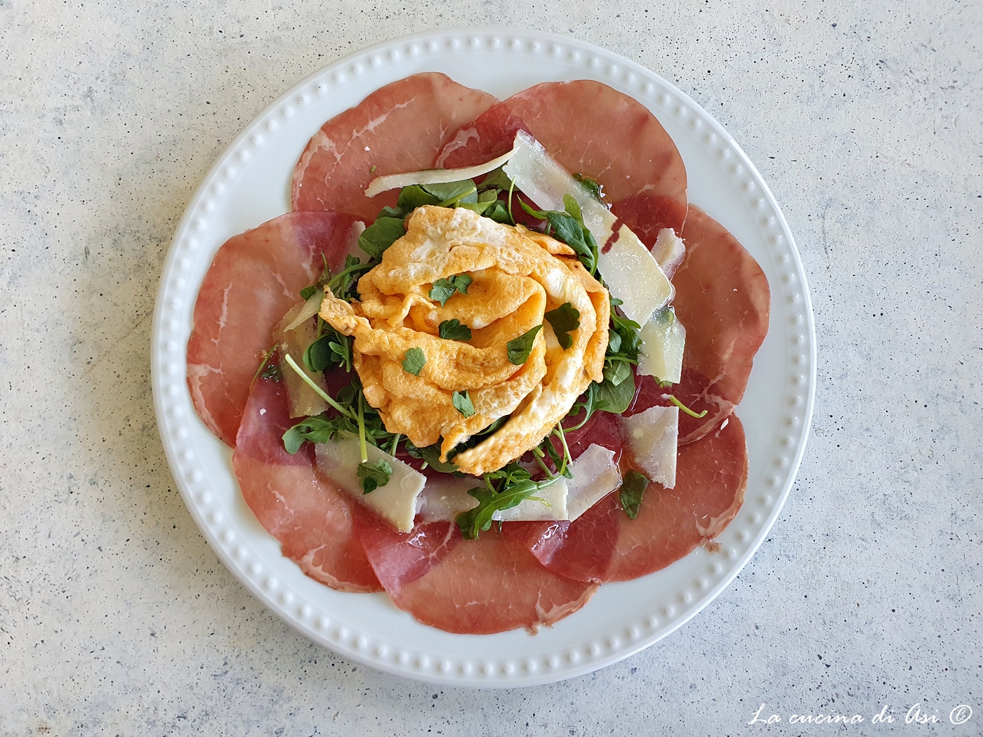 bresaola rucola parmigiano piatto unico veloce