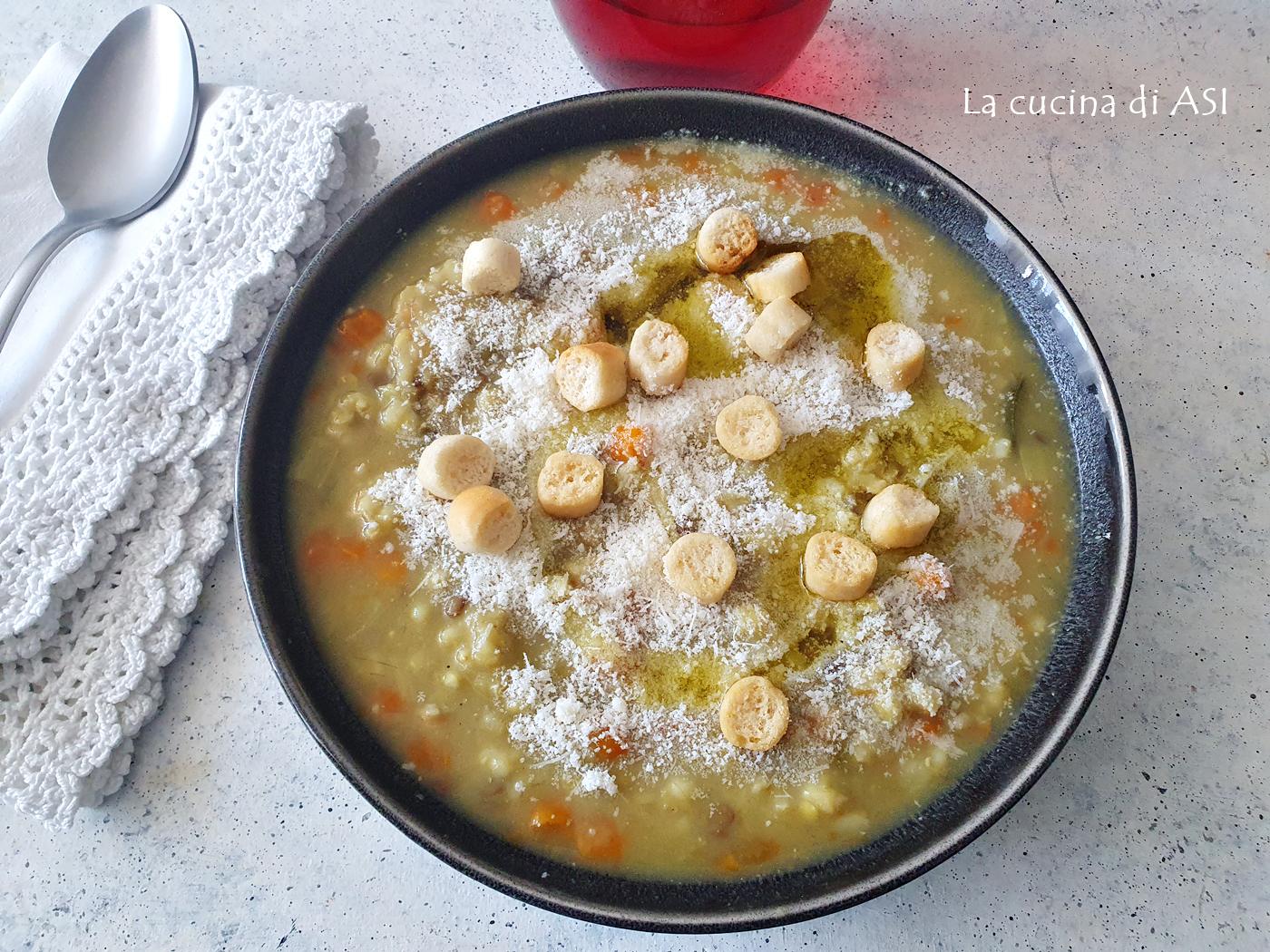 zuppa cereali e lenticchie rosse e curry