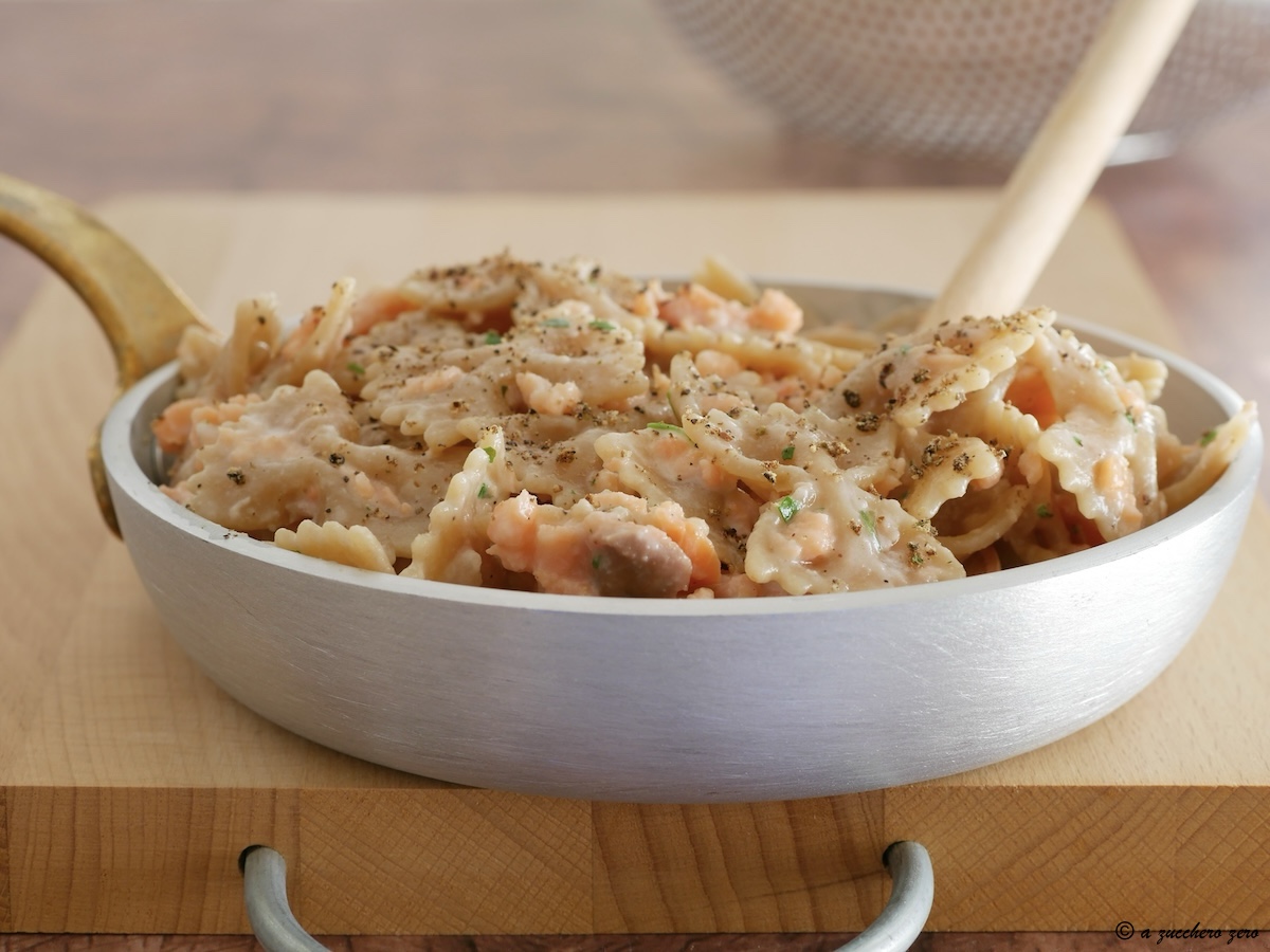 Farfalle integrali al salmone light