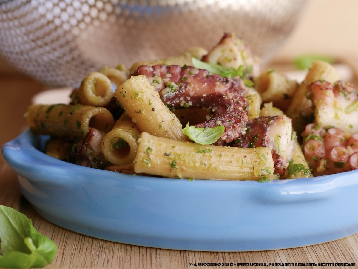 Pasta fredda con polpo e pesto | insalata di pasta leggera