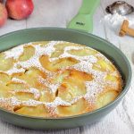 Torta di mele speziata alla cannella cotta in padella Torta di mele speziata alla cannella cotta in padella- Risolì- selezione casillo