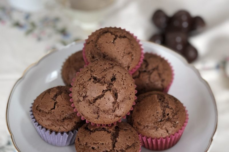 Muffin al farro e cioccolato fondente – senza burro (ricetta con e senza Bimby)