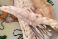 Branzino aglio e prezzemolo in padella: la ricetta facile, tenera e leggera