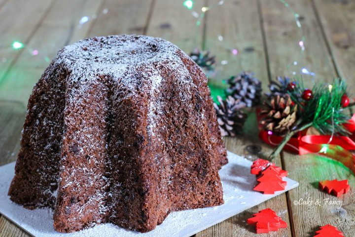 Pandoro al cacao e cioccolato
