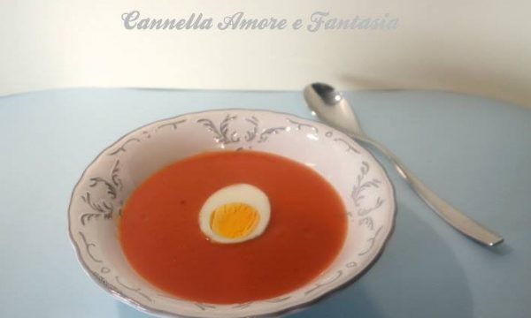 Vellutata al pomodoro o Hjemmelaget tomat suppe