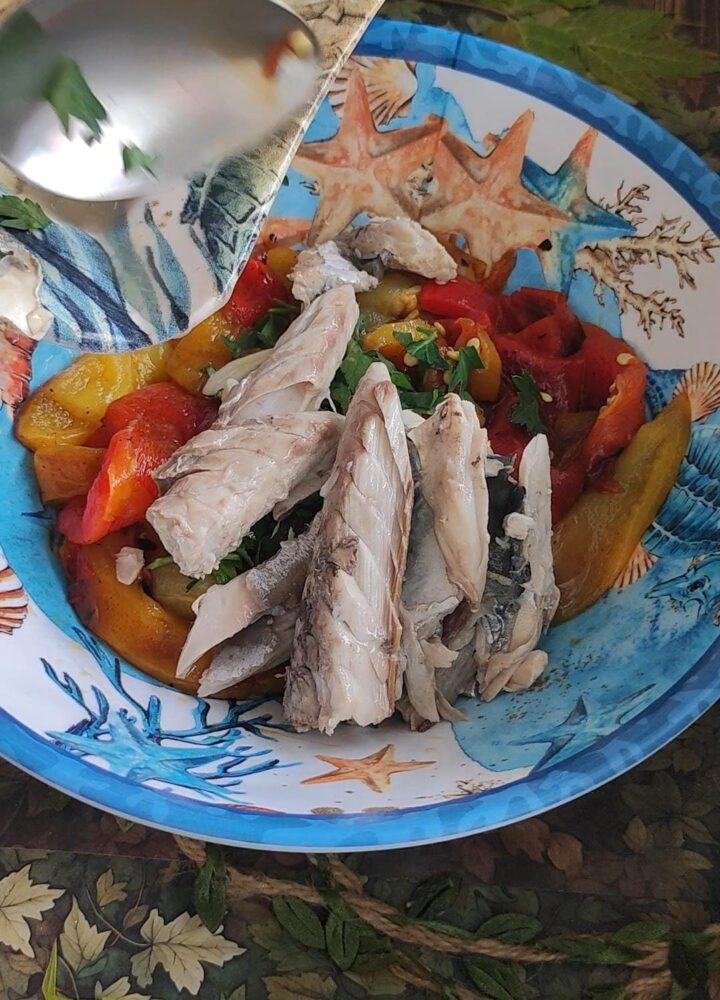 Peperoni arrostiti con sgombro