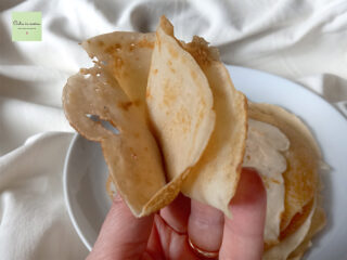 crêpe di riso piegata