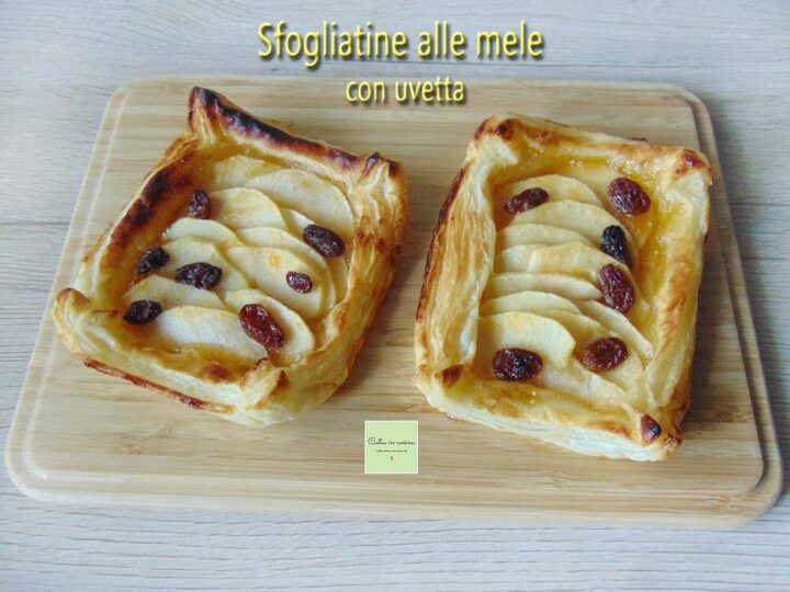 sfogliatine alle mele e uvetta