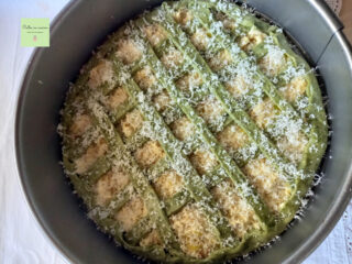 crostata verde ai porri da cuocere con grana