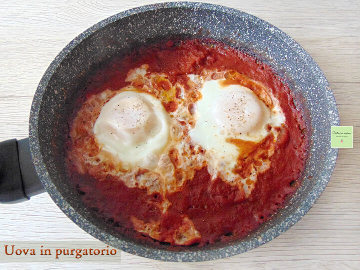 uova in purgatorio o uova al pomodoro