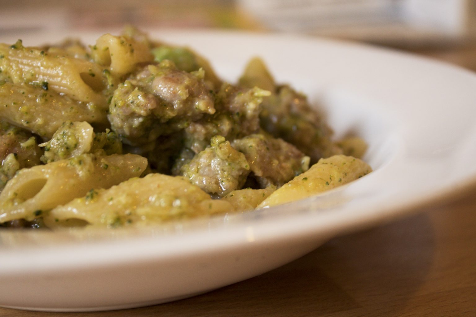 Pasta Con Crema Di Broccoli E Salsiccia