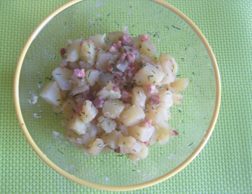 Insalata di patate e pancetta all’erba cipollina