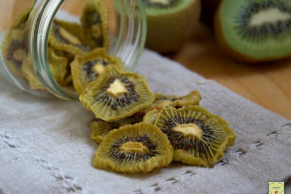 Chips di kiwi disidratati