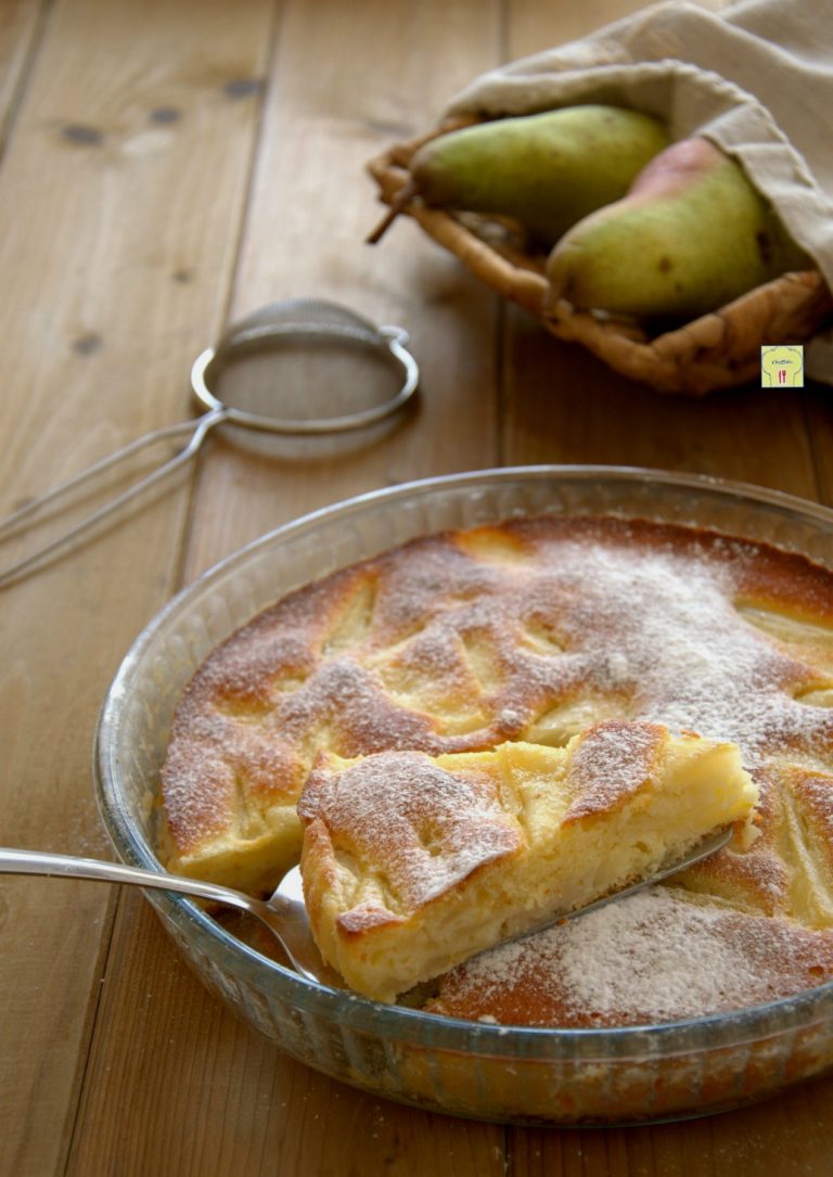 Torta di pere morbida, torta facile e veloce alle pere