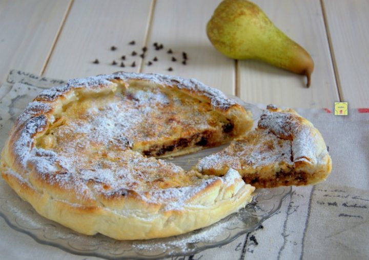 torta di sfoglia ricotta pere e cioccolato