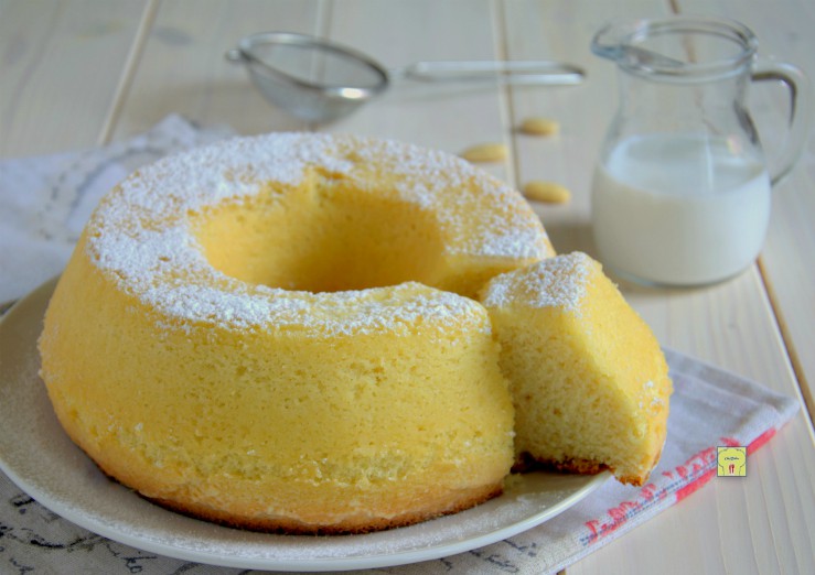 ciambella al latte di mandorle