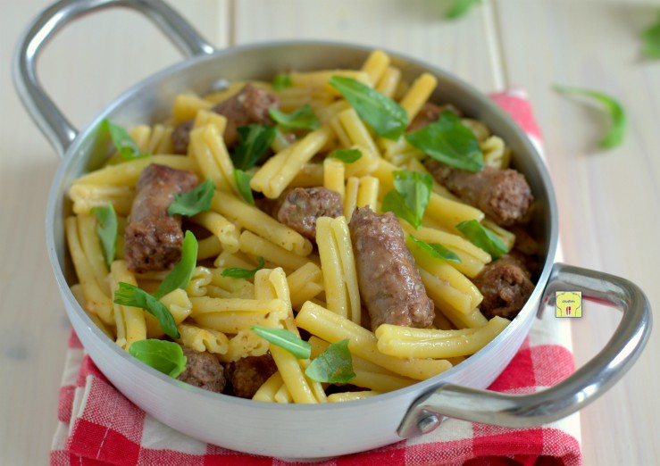 pasta salsiccia e rucola