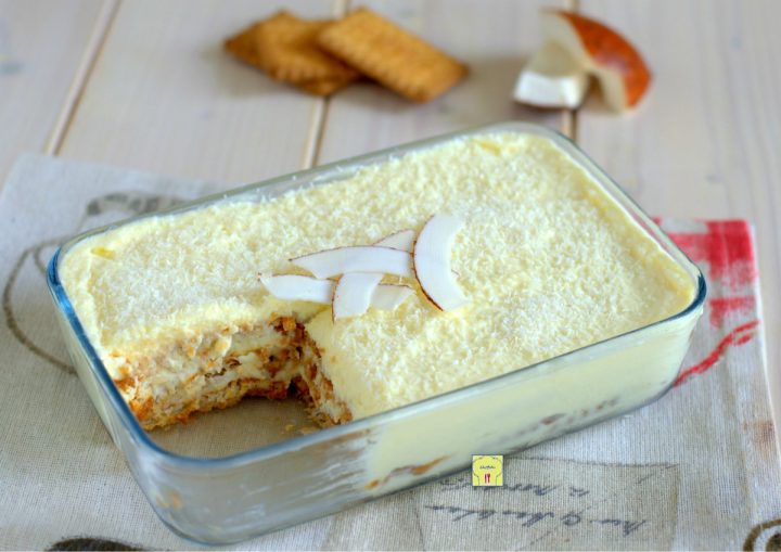 semifreddo di biscotti al cocco