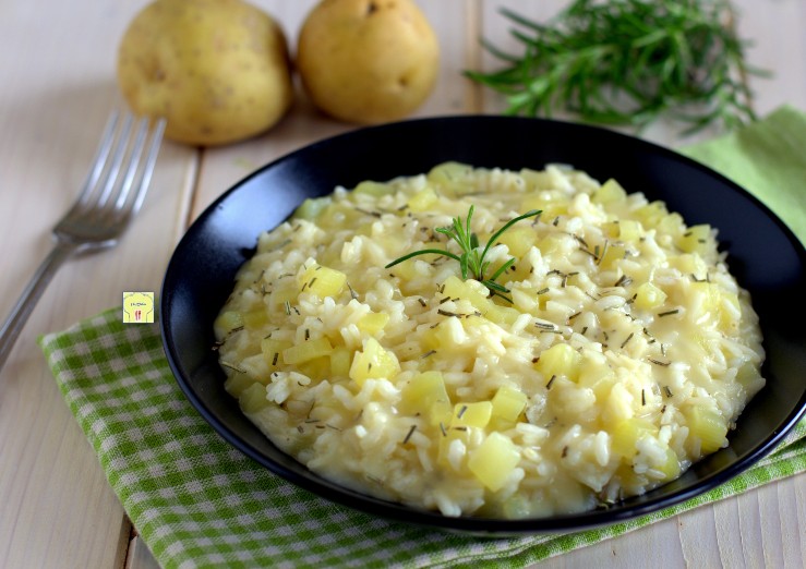 Risotto alle Patate e Rosmarino gustoso comfort food facile e sfizioso
