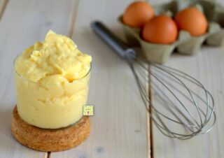 crema pasticciera al cucchiaio