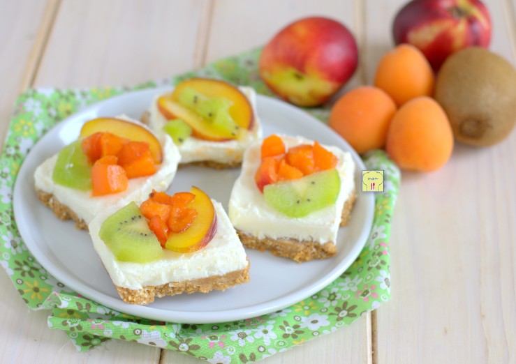 quadrotti freddi yogurt e frutta