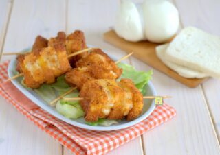 spiedini di scamorza in carrozza