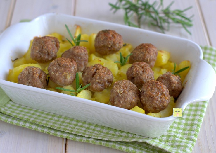 Polpette e Patate al forno gustoso secondo piatto facile