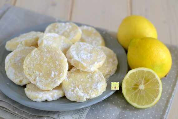 Lemon meltaways