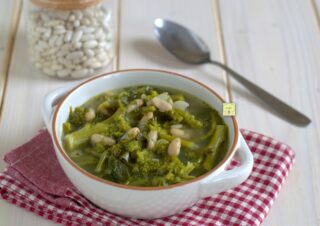 zuppa di fagioli e cime di rapa
