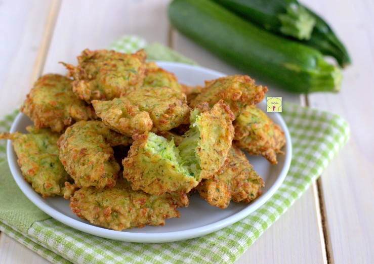 Frittelle di Zucchine e Mozzarella irresistibili, facili e veloci