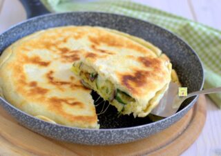 focaccia alle zucchine in padella