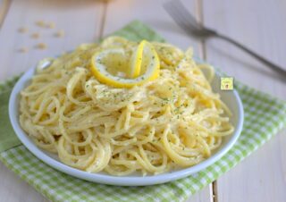 spaghetti al pesto di limoni