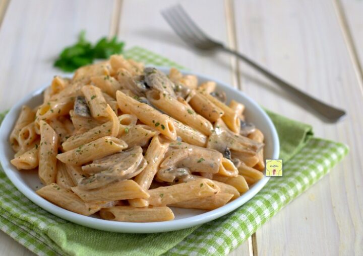 pasta cremosa ai funghi