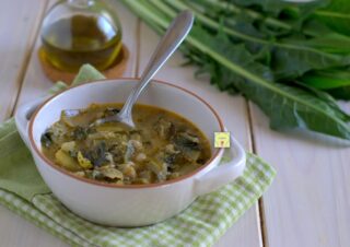 zuppa di ceci e cicoria