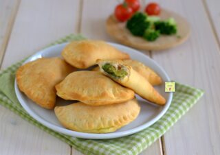panzerottini ai broccoli