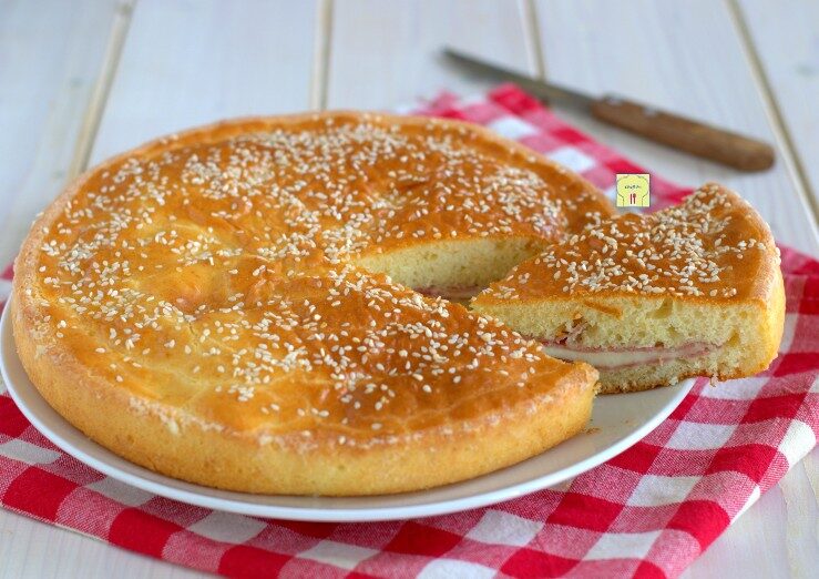 Torta rustichella al salame