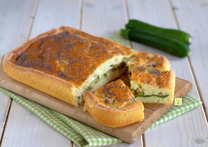 torta rustichella zucchine e scamorza