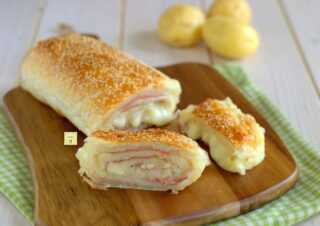 rotolo di patate in crosta